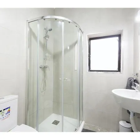 Charming 1br In With Wifi & Ac By 360 Estates דירה