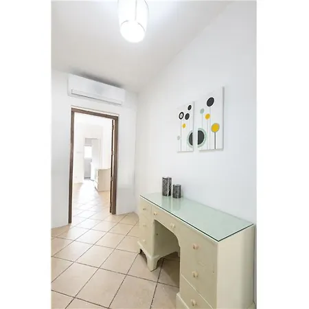 Lägenhet Charming 1br In With Wifi & Ac By 360 Estates Gzira